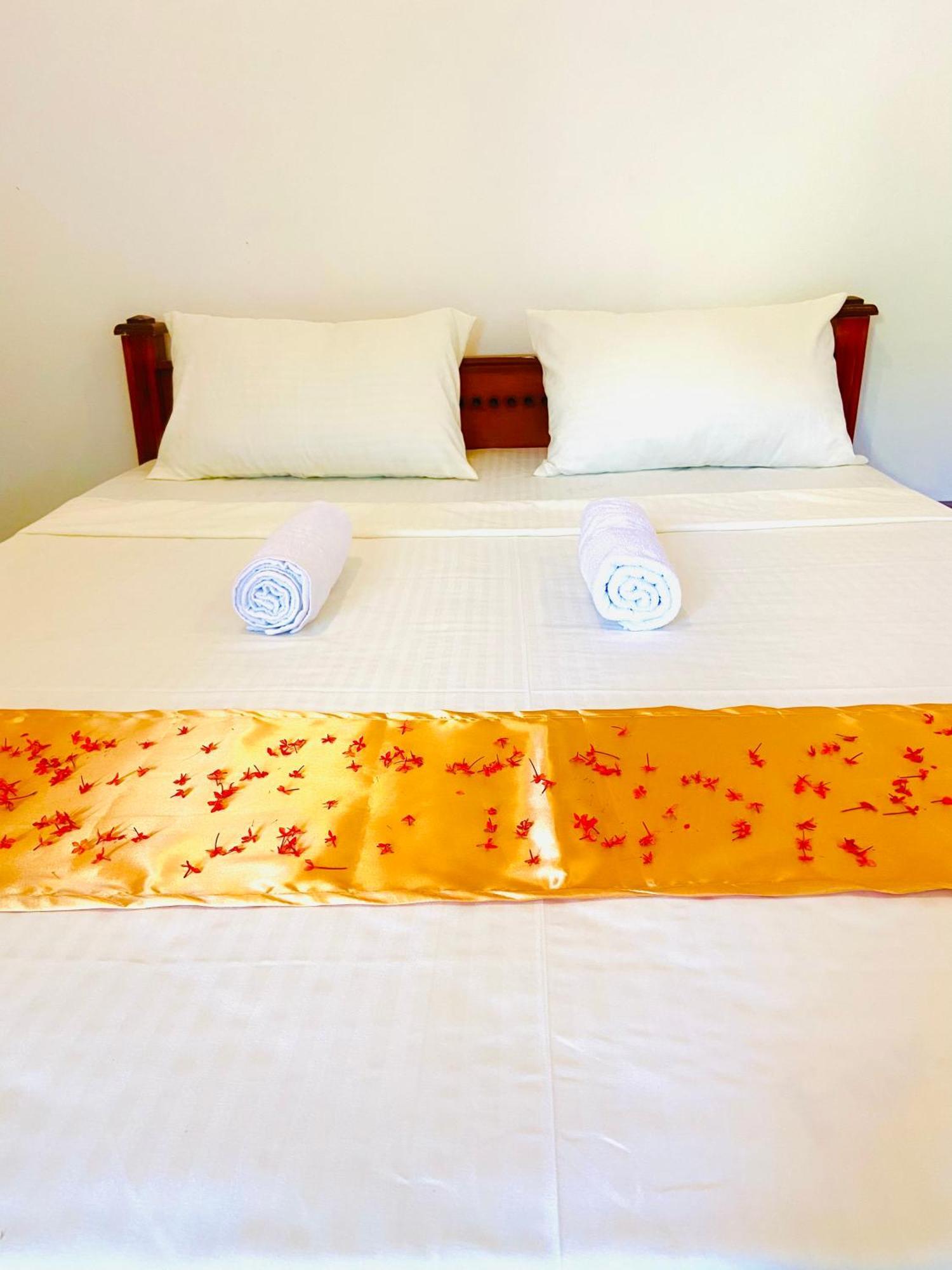 Marina Way Hotel Arugam Kudah Eksteriør bilde